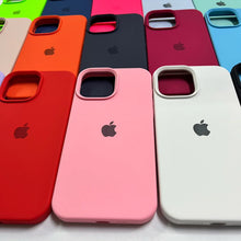 Carregar imagem no visualizador da galeria, Case Silicone Iphone
